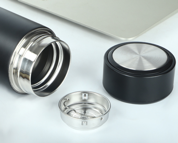 Thermos Bottle